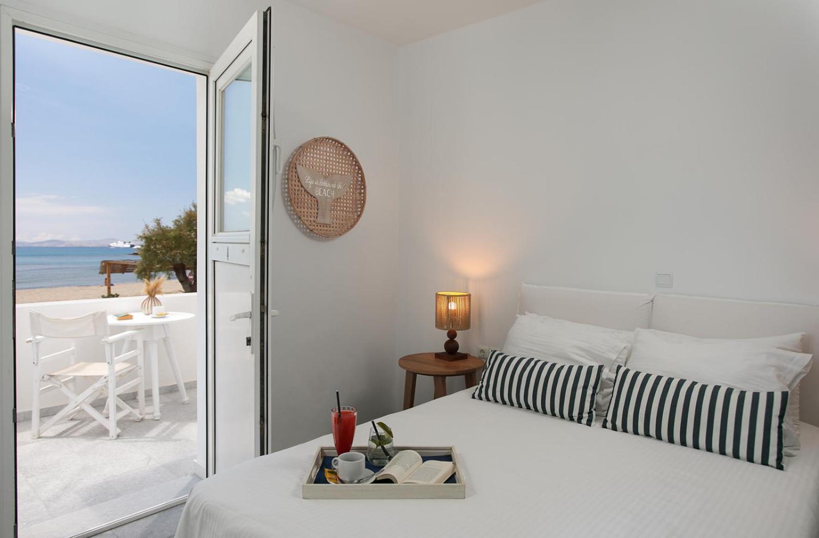 Ippokampos Beachfront Naxos City Ruang foto